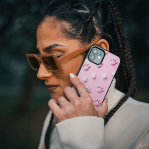 Handyhülle aus robustem, schwarzem TPU-Material und hochwertigem HD-Druck. Individuelle Anpassung und angenehme Handhabung vereinen optimalen Schutz und Persönlichkeit.