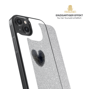 Exklusive Handyhülle aus robustem schwarzem Material, ergänzt durch hochwertige metallisierte Untergründe. Individuelle Anpassung und die angenehme Handhabung bieten sowohl optimalen Schutz als auch Einzigartigkeit.