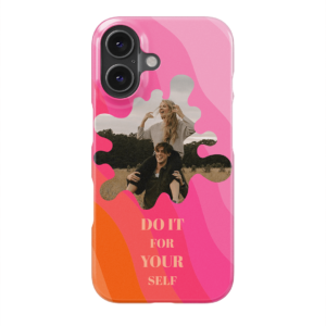 Handyhülle mit glänzender oder matter Oberfläche und vollflächigem rundum Druck. Individuelle Anpassung und schlankes Design vereinen optimalen Schutz und Persönlichkeit.